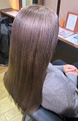 ミルクティーベージュ