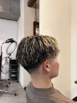 メンズハイライトツイストパーマ