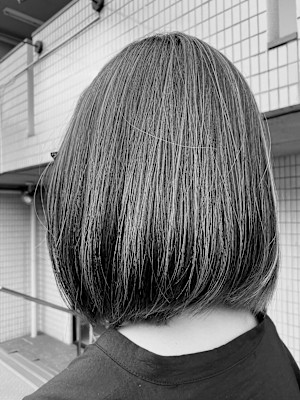 S'ボブ（前下がりボブ）