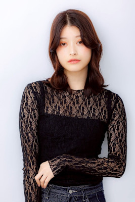 くびれミディアム