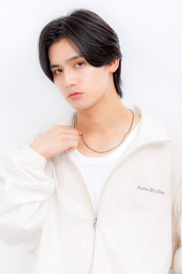 マッシュウルフ×センターパート