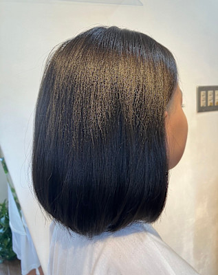 M'ボブ（ツーブロック×刈り上げ）