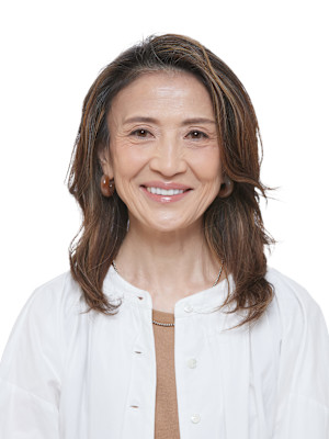 お手入れが楽◎軽やかなミディアムレイヤーヘア