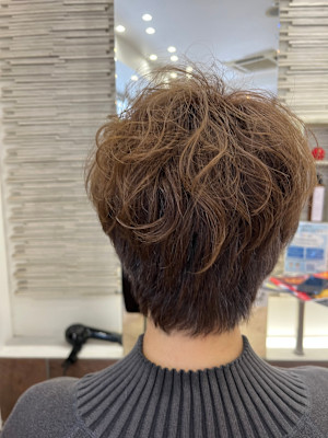 クセ毛を活かしたナチュラルショート