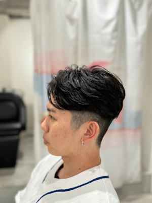 フェザーショートスタイル