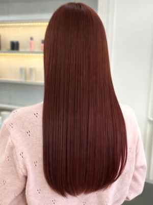 コーラルピンク ハイトーン ケアブリーチ ロングヘア 20代