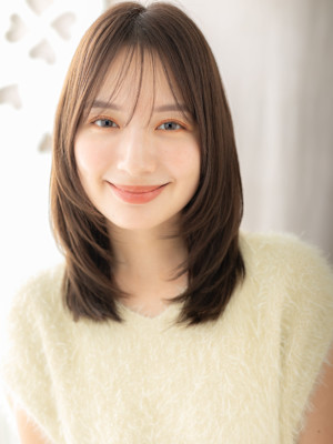 スモーキーブラウンシャギーカットワンホンレイヤー30代40代