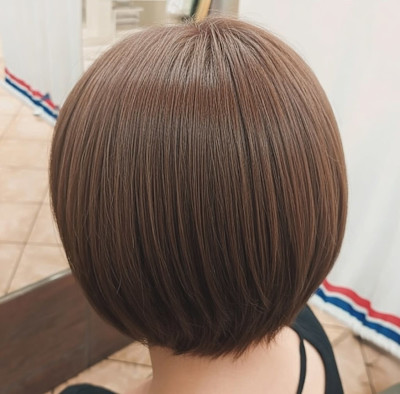 大人美シルエットショートボブ