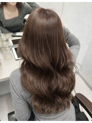 艶ブラウンカラー
