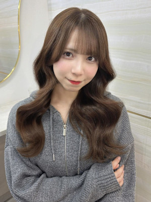 《高橋亜美》オリーブブラウン/ダブルカラー/大宮