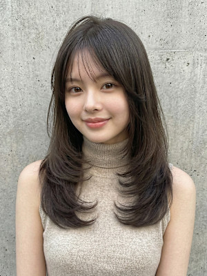 ミディアムレイヤー　　コテ巻きスタイル♪