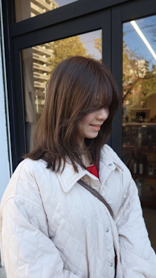 ミディアムレイヤー/透明感カラー/ベージュ/20代