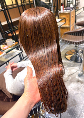 オレンジブラウン　暖色カラー　春カラー