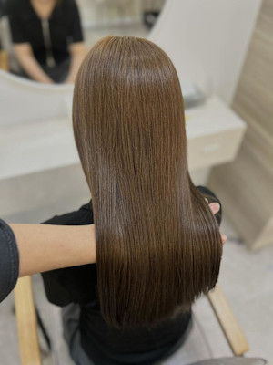 ブラウンベージュ髪質改善♪あゆむ