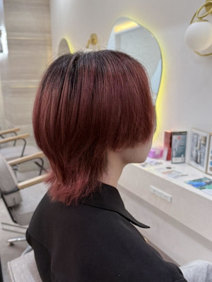 ワインレッド中性ウルフカット♪あゆむ