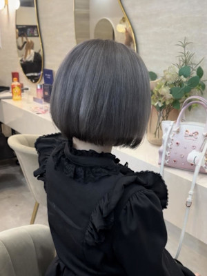 グレーエンドカラーブラックボブ♪あゆむ