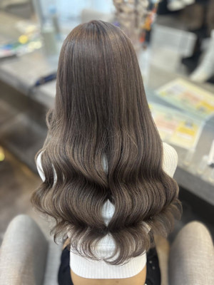 ハッシュカット/顔周りカット/ダークブラウン/コーラルピンク