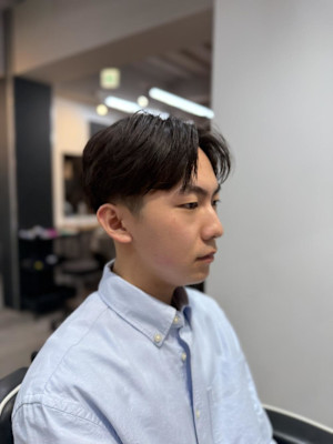 神田脩弥/センターパート/刈り上げ