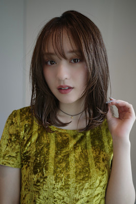 ミディアムレイヤー・ボブ/絶壁解消/２０代/３０代/長め 
