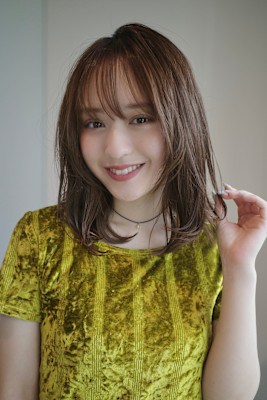ミディアムレイヤー・ボブ/絶壁解消/２０代/３０代/長め 