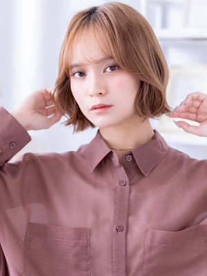 ミルクティーブラウン透け感ハッシュカット　カーテンバング