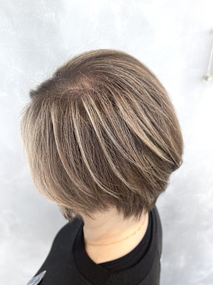 上品ハイライト/白髪ぼかしハイライト/ベージュ/グレージュ