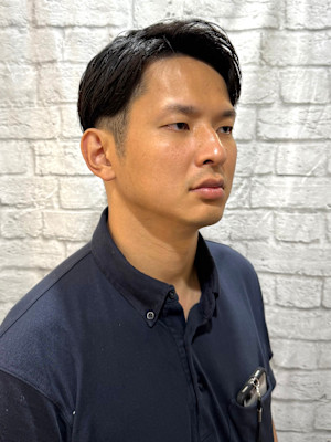 ツーブロ七三ショート