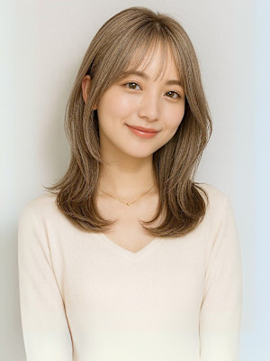 ブリーチ レイヤーカット 顔周り ブロンドベージュ 前髪