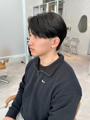 曲がる縮毛矯正(ナチュラル／センターパート／ショートネープ)