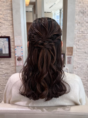 ハーフアップアレンジ♪