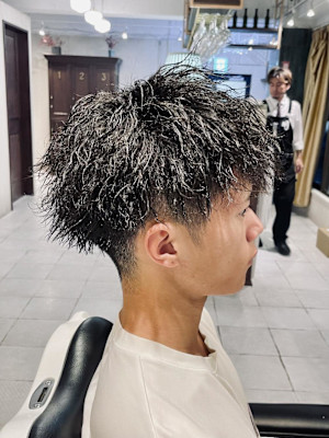 【20代 男性】ロンドンツイストスパイラル（大宮/バーバー）
