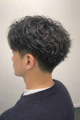 メンズ　理容室　バーバー　ニュアンスパーマ　フェザーパーマ