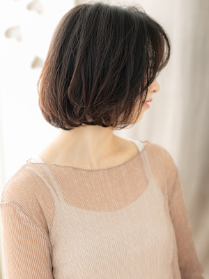 ダークブラウンカーテンバング抜け感ハッシュボブ30代40代