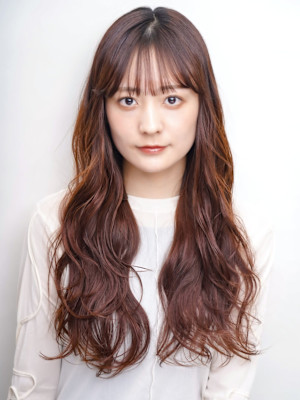 ハイライト マロンベージュ ウェーブ巻き ロング アレンジ