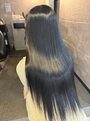 《鈴木茉奈》ブルーブラック/Aujua/艶髪/大宮