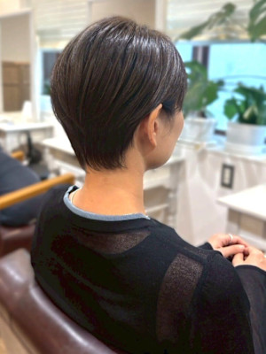 グレージュ 透明感 ショートカット 髪質改善トリートメント