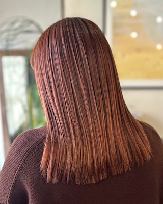 ピンクブラウン