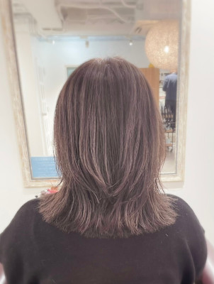 白髪✕ミディアム✕アッシュ