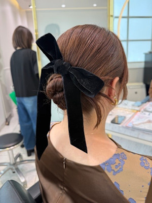 結婚式アレンジ　カチモリタイトシニヨン