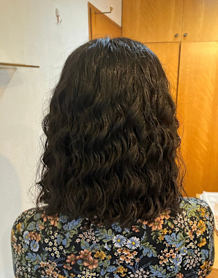 M'ボブ（前下がりワンレングス）