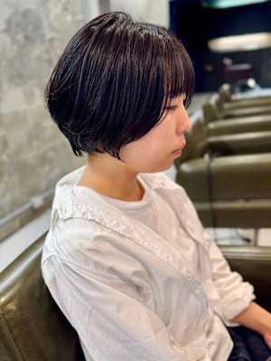 ショートボブ
