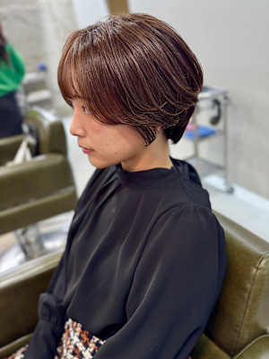 ショートボブ