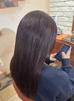 深みのある艶と透明感で魅せるカシスブラウン【100スタイル】