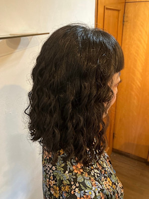 M'ボブ（前下がりワンレングス）