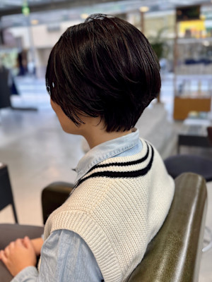 ショートボブ