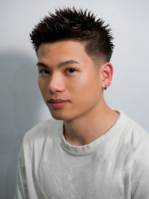 刈り上げスパイキーショート