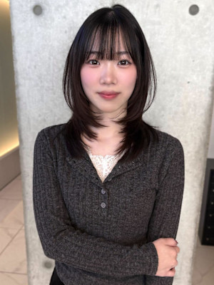 ハッシュカット/レイヤーカット/ミディアムレイヤー