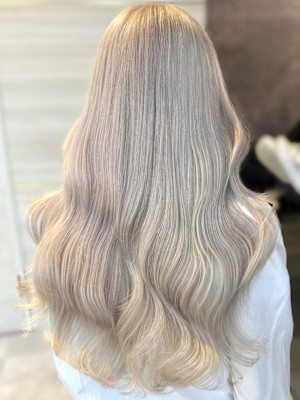 オリーブグレ／小顔に見せるヘア／ココアベージュ／黒髪カタログ