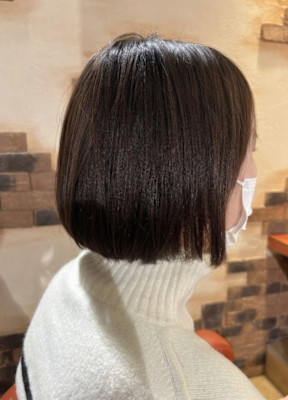 ツヤ感溢れる暗髪ミニボブ【107スタイル】