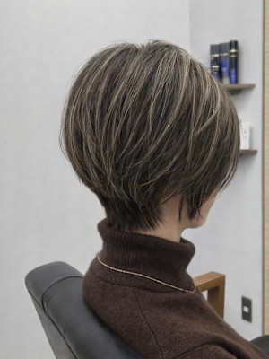 大人女性ショート